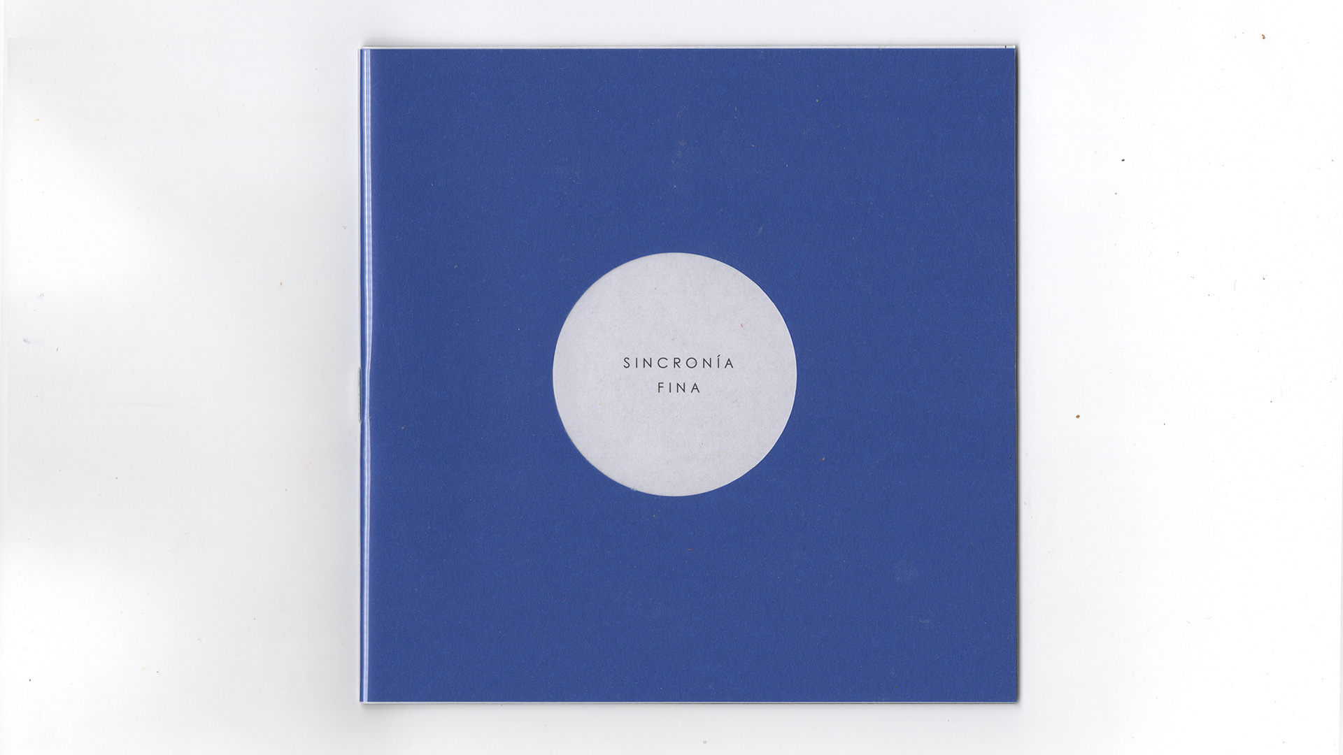JOAQUIN WALL / SINCRONÍA FINA / PUBLICATION