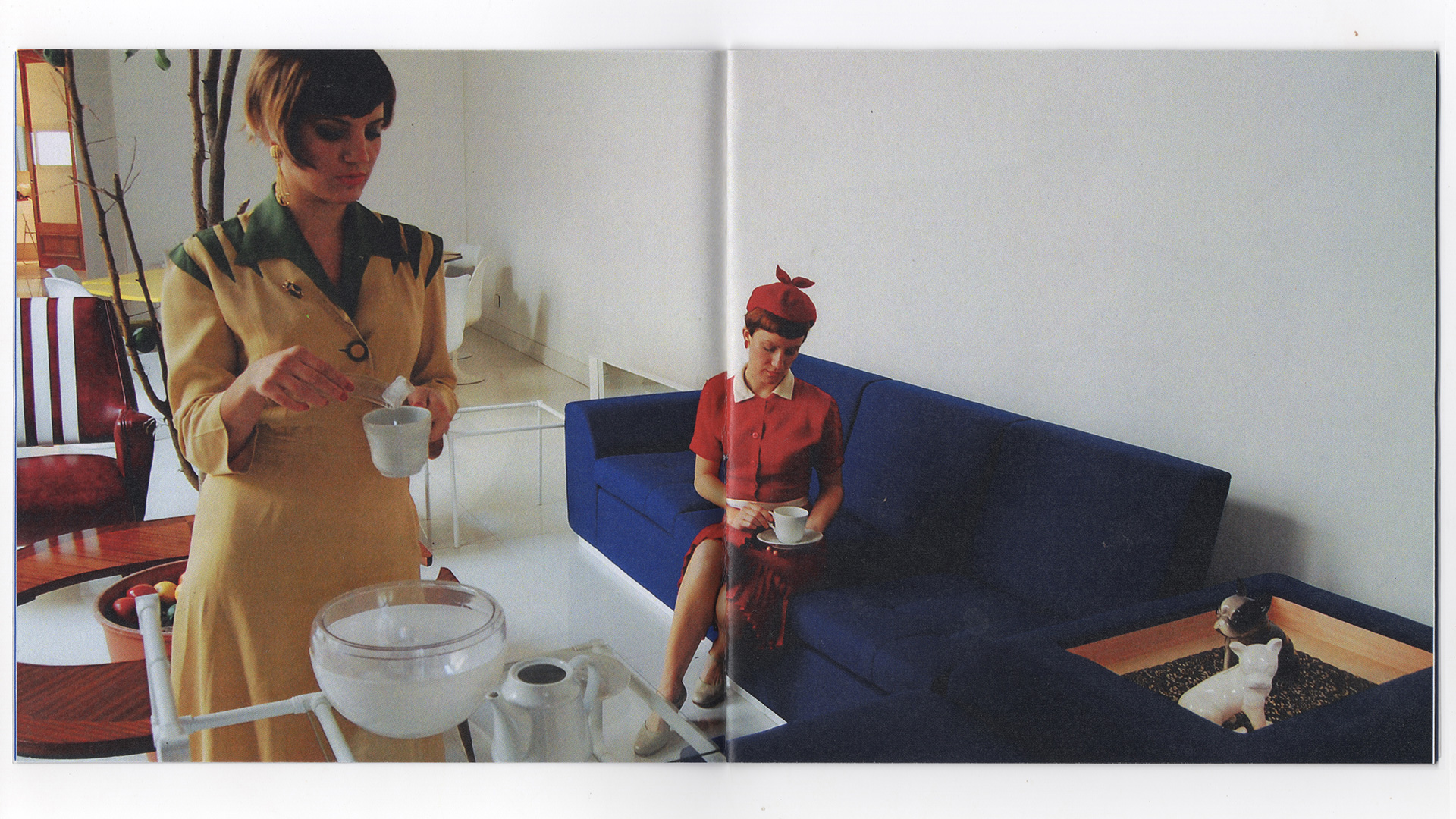 JOAQUIN WALL / SINCRONÍA FINA / PUBLICATION