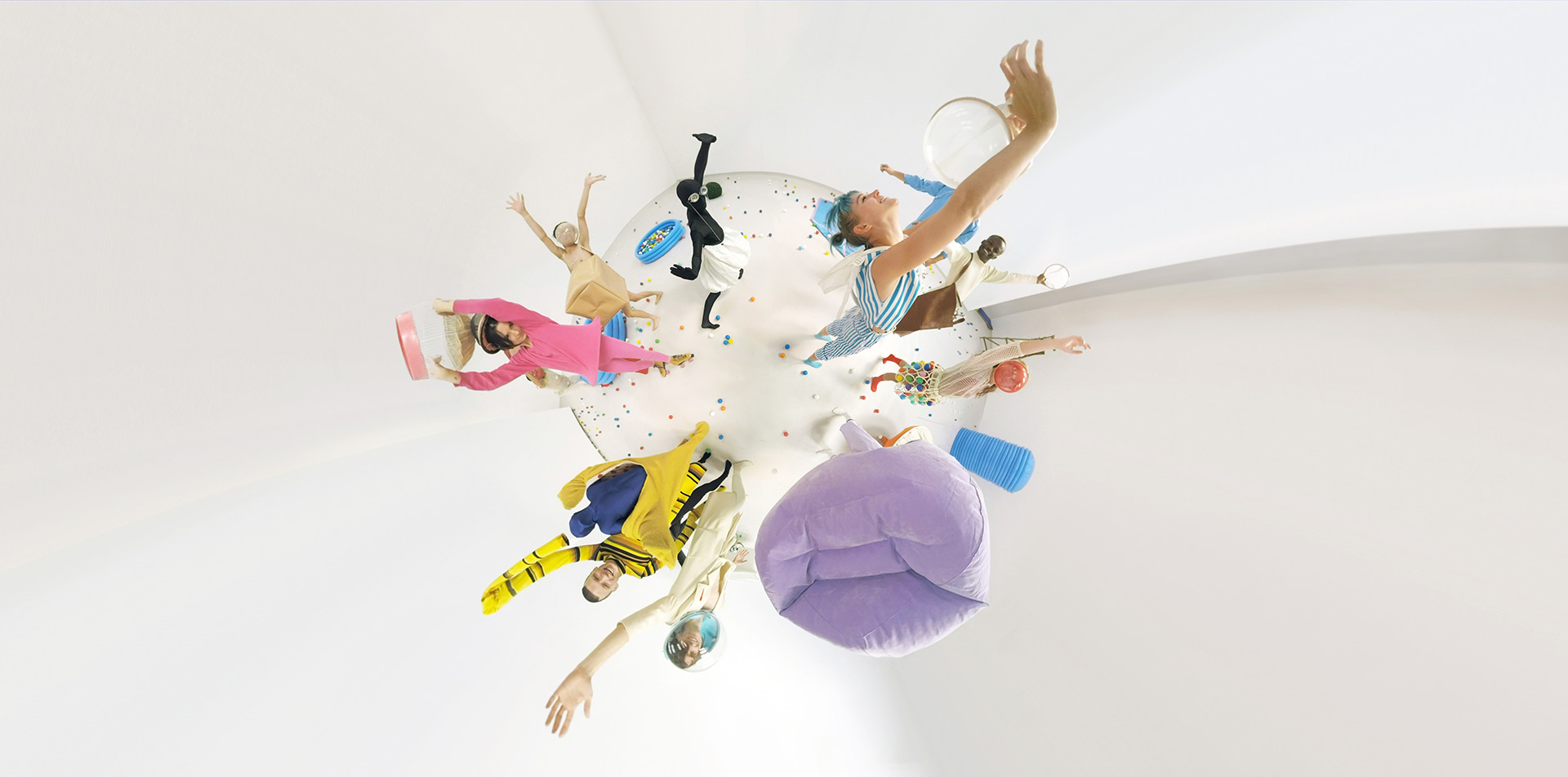 BRAM LOOGMAN & JOAQUIN WALL / REVOLVE / A #veryveryshort REVOLUTIO
