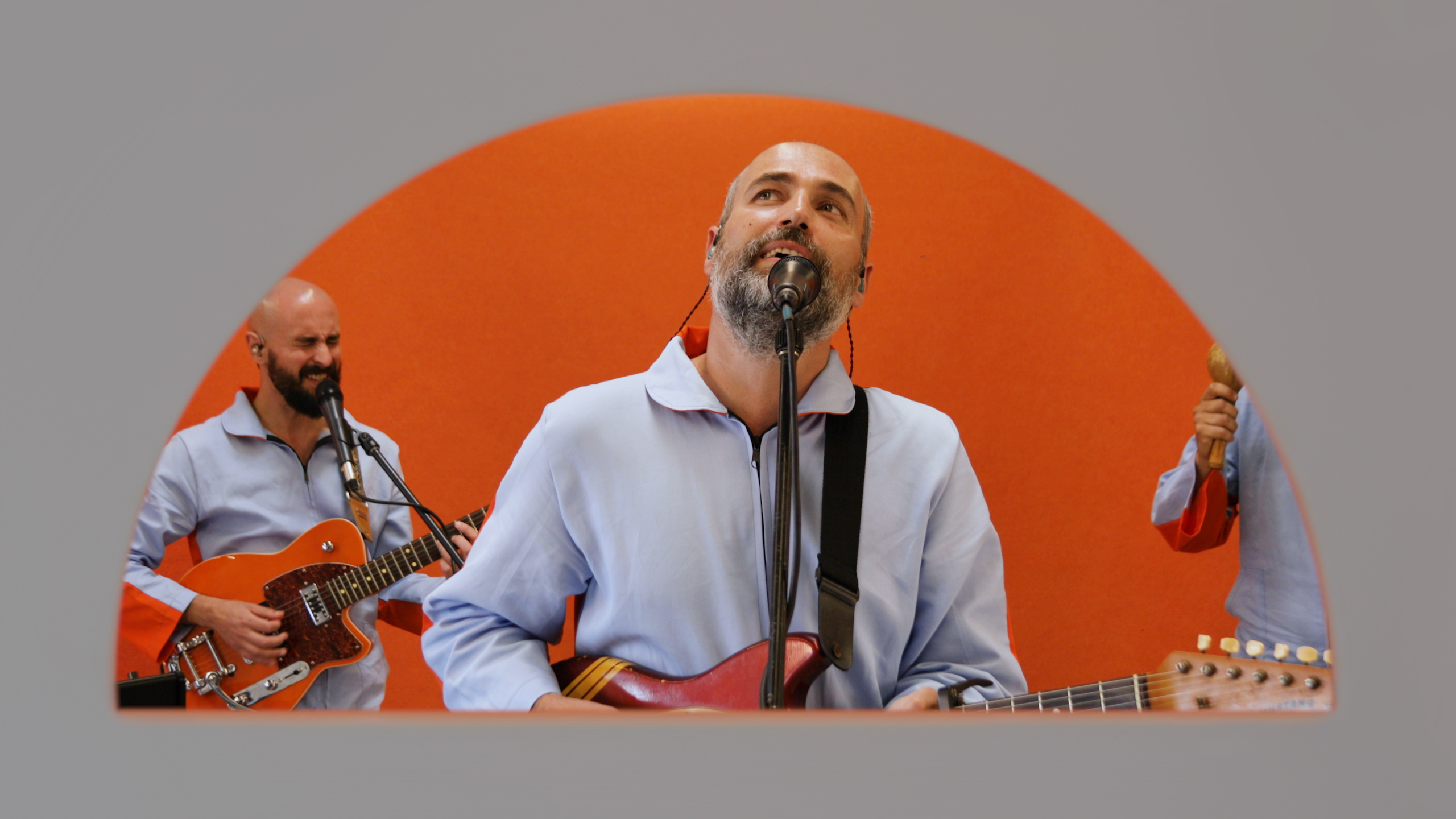 JOAQUIN WALL Y JULIA SBRILLER/ MUSICA EN LA RIBERA / EL ROBOT BAJO EL AGUA / FUNDACION ANDREANI