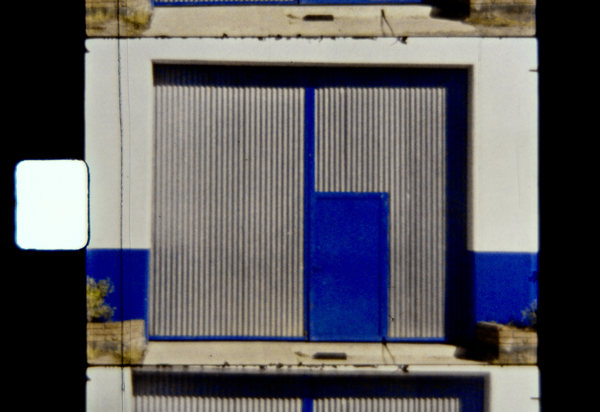 JOAQUIN WALL / HANGAR