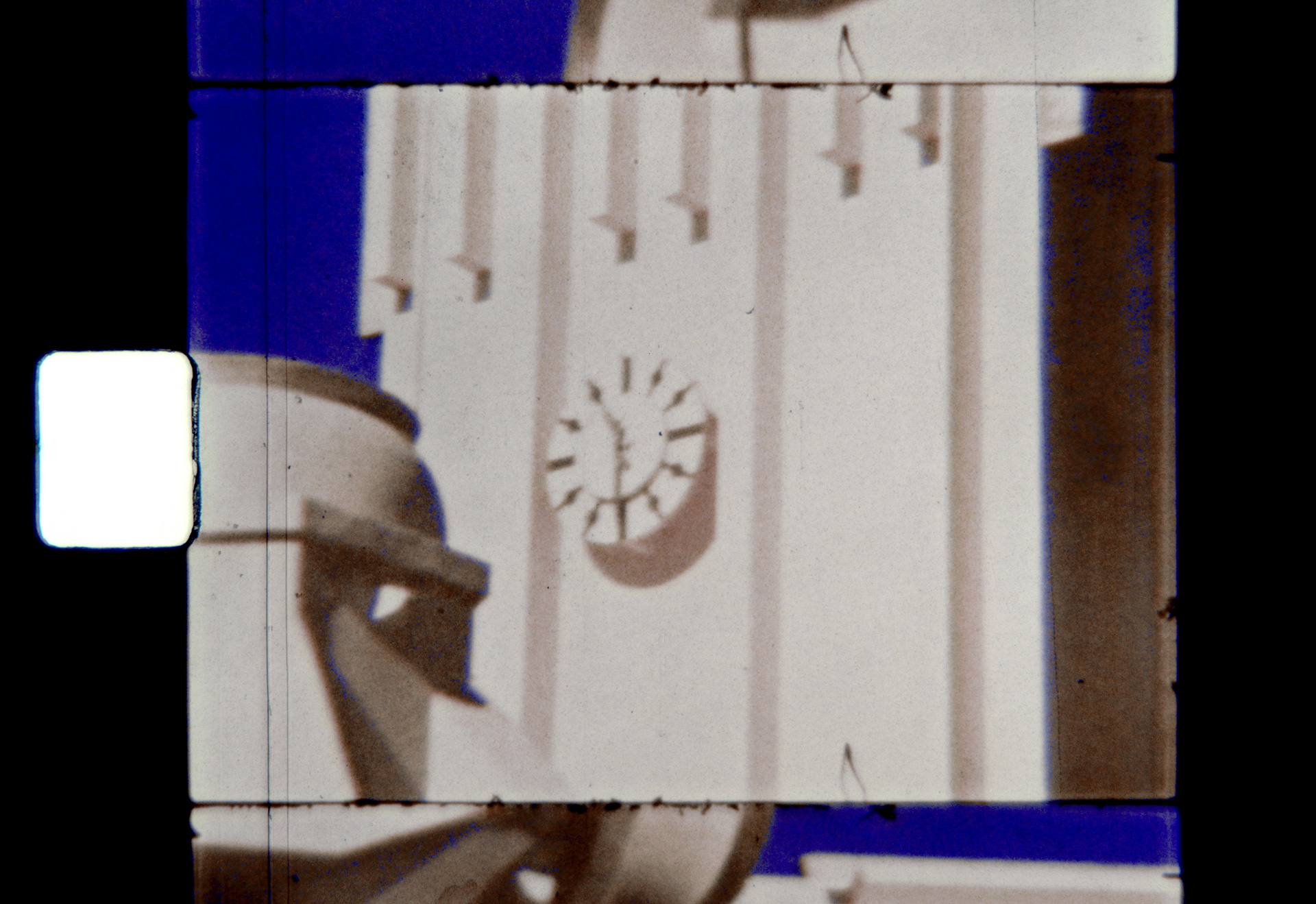 JOAQUIN WALL / HANGAR