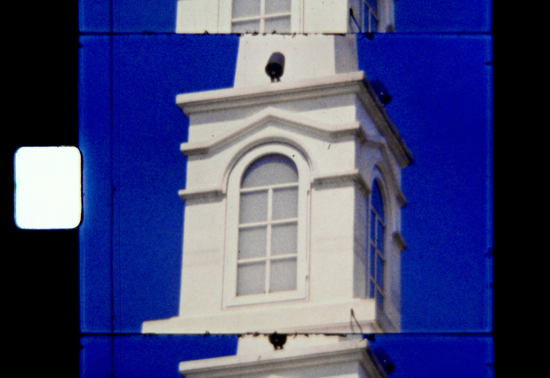 JOAQUIN WALL / HANGAR